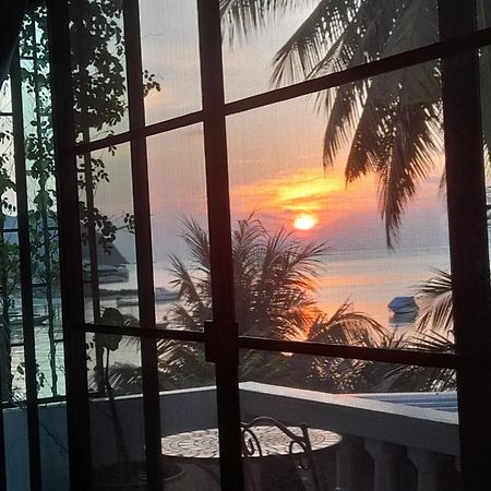 Tea Moon Beach House トンサラ エクステリア 写真