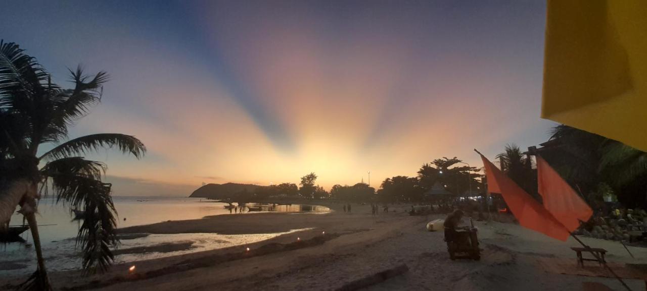Tea Moon Beach House トンサラ エクステリア 写真