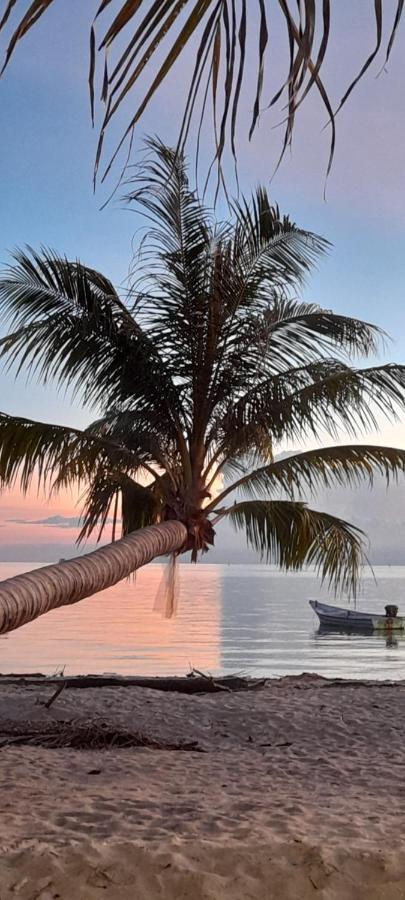 Tea Moon Beach House トンサラ エクステリア 写真